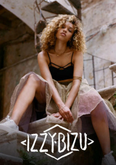 Izzy Bizu