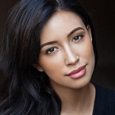 CHRISTIAN SERRATOS | Walker Stalker Con