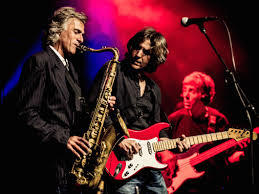 THE DIRE STRAITS EXPERIENCE | www.metaltix.com