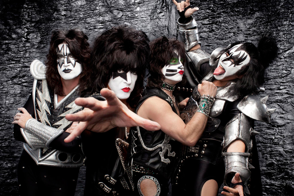 KISS | www.metaltix.com