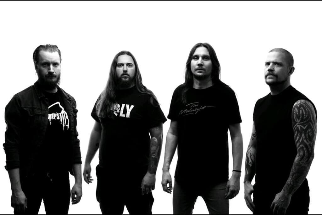 LIK | www.metaltix.com