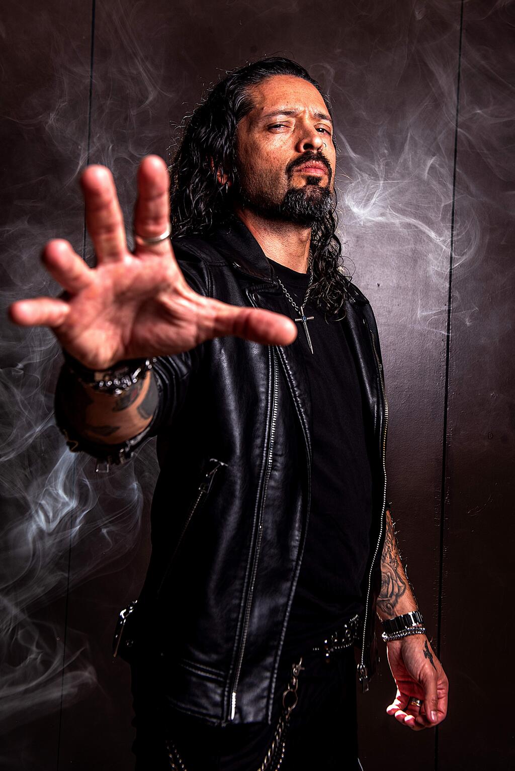 RONNIE ROMERO | www.metaltix.com